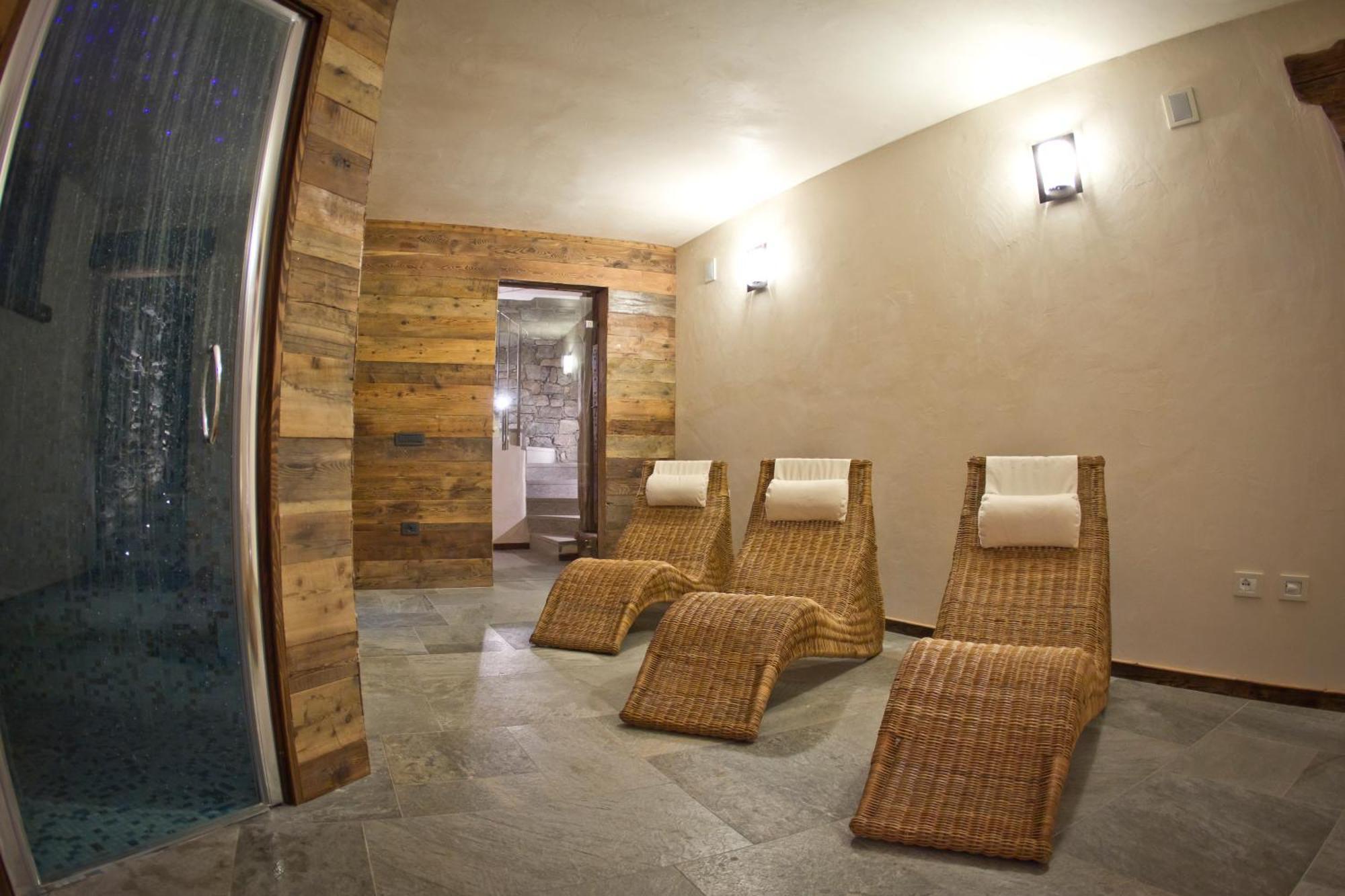 Le Petit Relais Hotel Валпелине Екстериор снимка