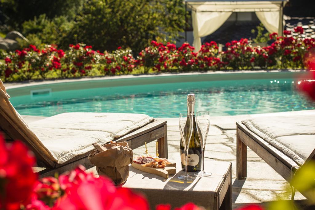 Le Petit Relais Hotel Валпелине Екстериор снимка
